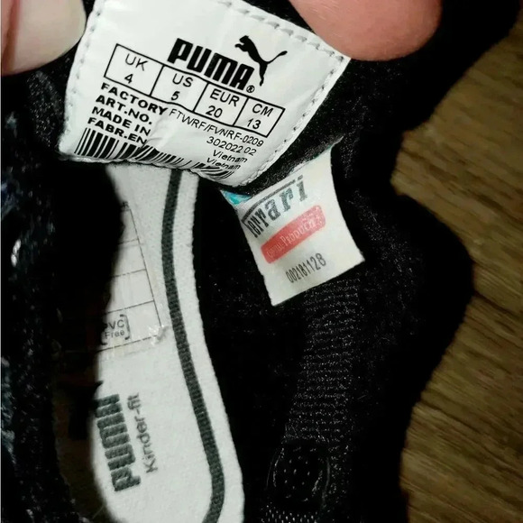 Puma x Ferrari Logo Sneakers Leather Shoes Baby Toddler Size 5 - Picture 5 of 6